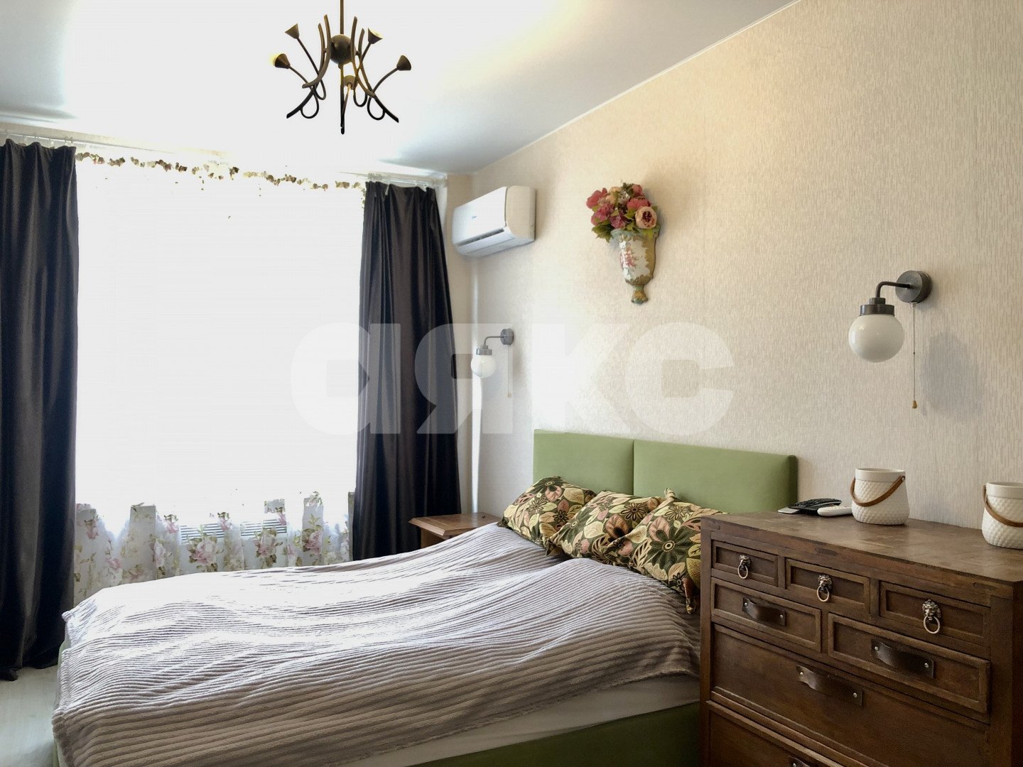 Фото №8: 2-комнатная квартира 52 м² - Сукко, жилой комплекс Холидей Хаус, ул. Мирная, 11к3