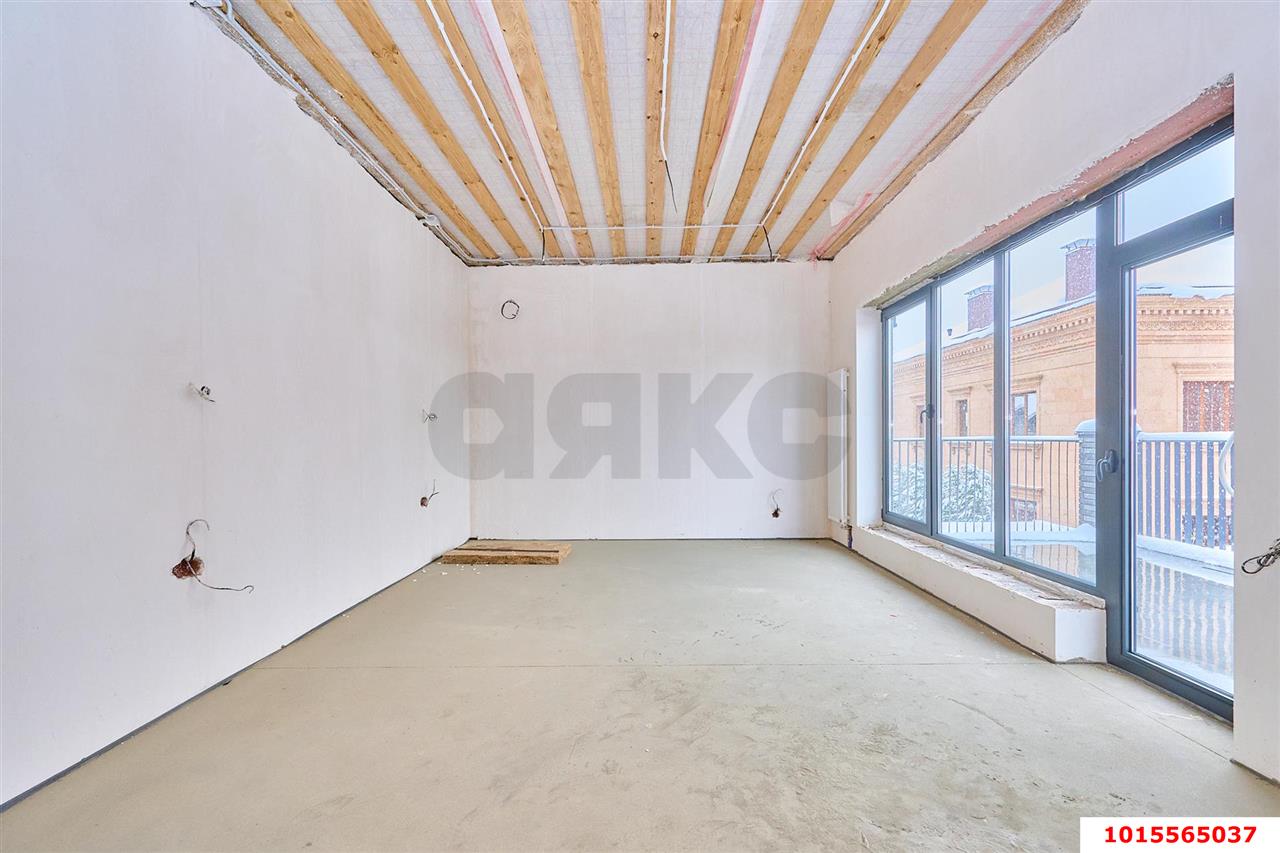 Фото №16: Дом 266 м² + 4.42 сот. - Краснодар, Центральный, ул. Краснодонская