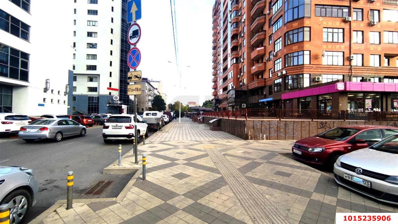 Фото №3: Офисное помещение 129 м² - Краснодар, Центральный, ул. Комсомольская, 6