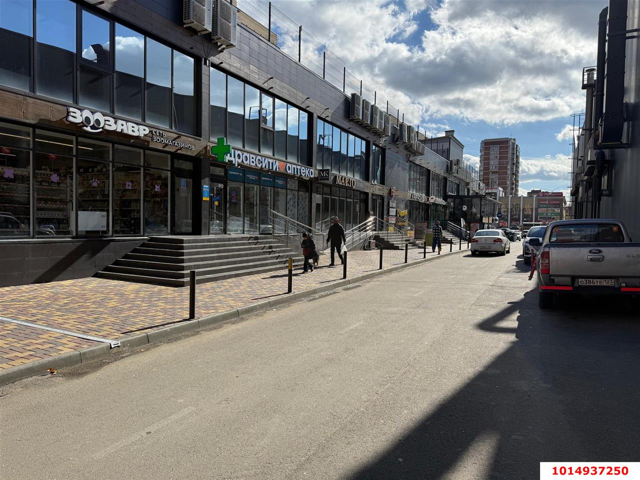 Фото №12: Торговое помещение 160 м² - Краснодар, имени Петра Метальникова, ул. Петра Метальникова, 28А