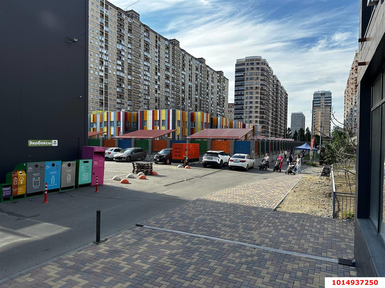 Фото №6: Торговое помещение <span class="whitespace-nowrap">474 м²</span>, <span class="whitespace-nowrap">1/2 эт.</span> - Краснодар, Прикубанский внутригородской округ, Завод Радиоизмерительных Приборов, мкр. имени Петра Метальникова, ул. Петра Метальникова, 28А