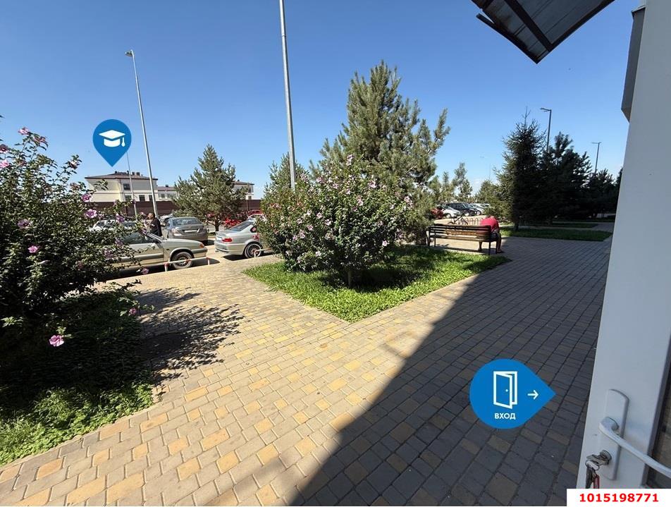 Фото №3: Торговое помещение 110 м² - Краснодар, Карасунский внутригородской округ, ул. имени Виктора Нарыкова, 10