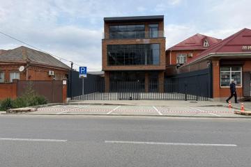 Фото №1: Коммерция 555 м² - Краснодар, мкр. Западный внутригородской округ, ул. Скорняжная, 75