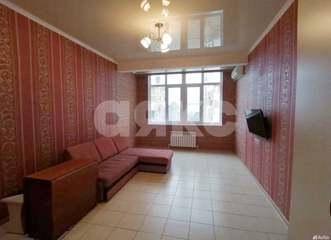 Фото №1: 1-комнатная квартира 52 м² - Геленджик, жилой комплекс Лазурный, ул. Туристическая, 3к1