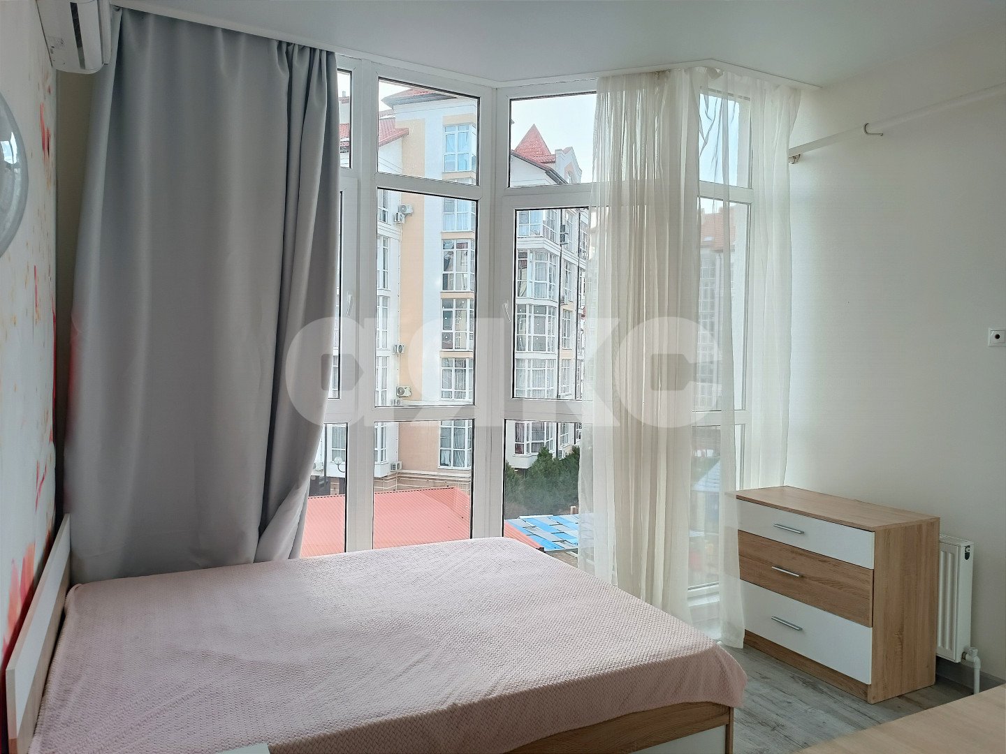 Фото №10: 2-комнатная квартира 74 м² - Геленджик, жилой комплекс Лазурный-2, ул. Верхняя, 4к7