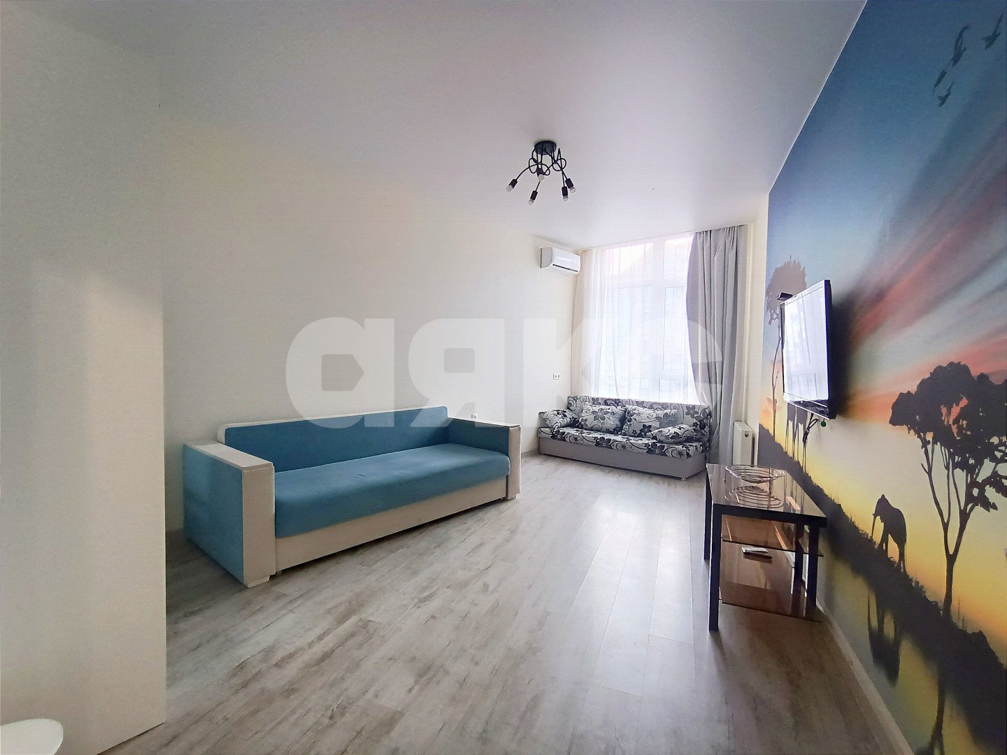 Фото №4: 2-комнатная квартира 74 м² - Геленджик, жилой комплекс Лазурный-2, ул. Верхняя, 4к7