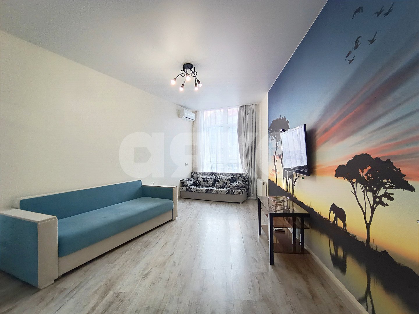 Фото №5: 2-комнатная квартира 74 м² - Геленджик, жилой комплекс Лазурный-2, ул. Верхняя, 4к7