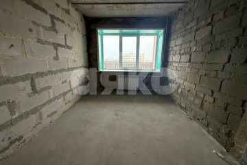 Фото №3: 2-комнатная квартира 41 м² - Мариуполь, р. Жовтневый, пр-кт Нахимова, 196