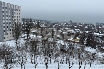 Фото №1: 2-комнатная квартира 41 м² - Мариуполь, р. Жовтневый, пр-кт Нахимова, 196