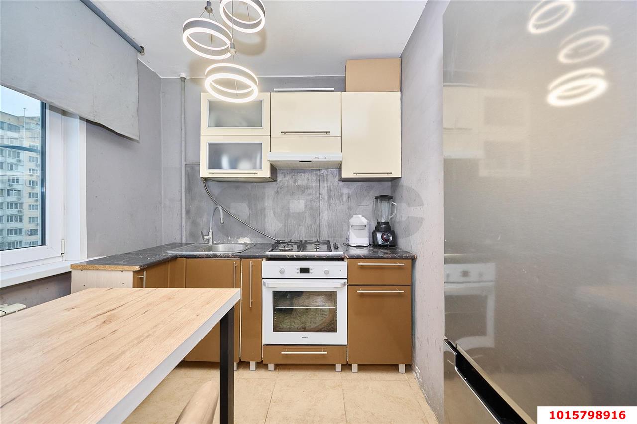 Фото №12: 2-комнатная квартира 47 м² - Краснодар, Западный внутригородской округ, мкр. Юбилейный, пр-кт Чекистов, 4