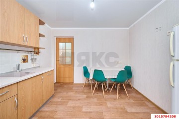 Фото №4: 3-комнатная квартира 101 м² - Краснодар, мкр. Хлопчато-бумажный Комбинат, ул. Алтайская