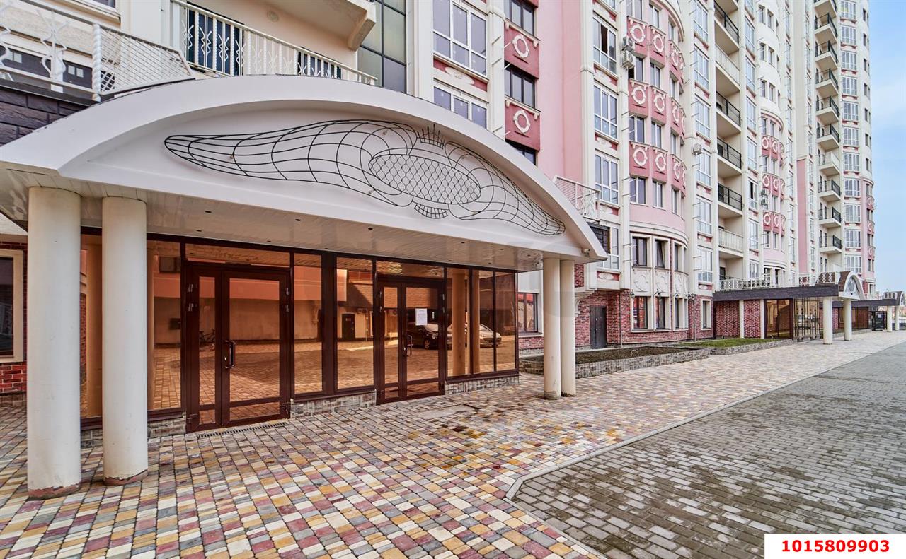 Фото №5: 1-комнатная квартира 52 м² - Краснодар, жилой комплекс Версаль, ул. Черниговская, 1