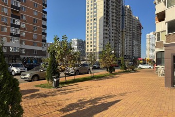 Фото №3: Торговое помещение 69 м² - Краснодар, мкр. жилой комплекс Инсити, ул. Командорская, 5/1