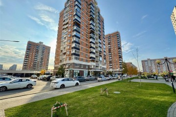 Фото №1: Торговое помещение 69 м² - Краснодар, мкр. жилой комплекс Инсити, ул. Командорская, 5/1