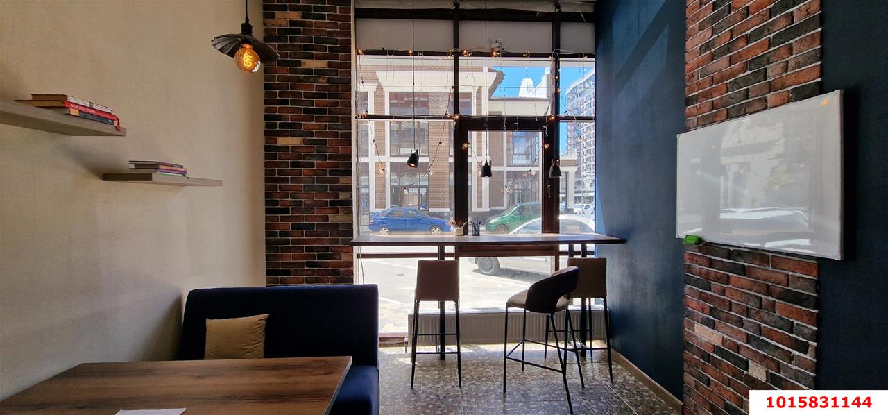 Фото №1: Торговое помещение 71 м² - Краснодар, жилой комплекс Самолёт-2, ул. Западный Обход, 57к2