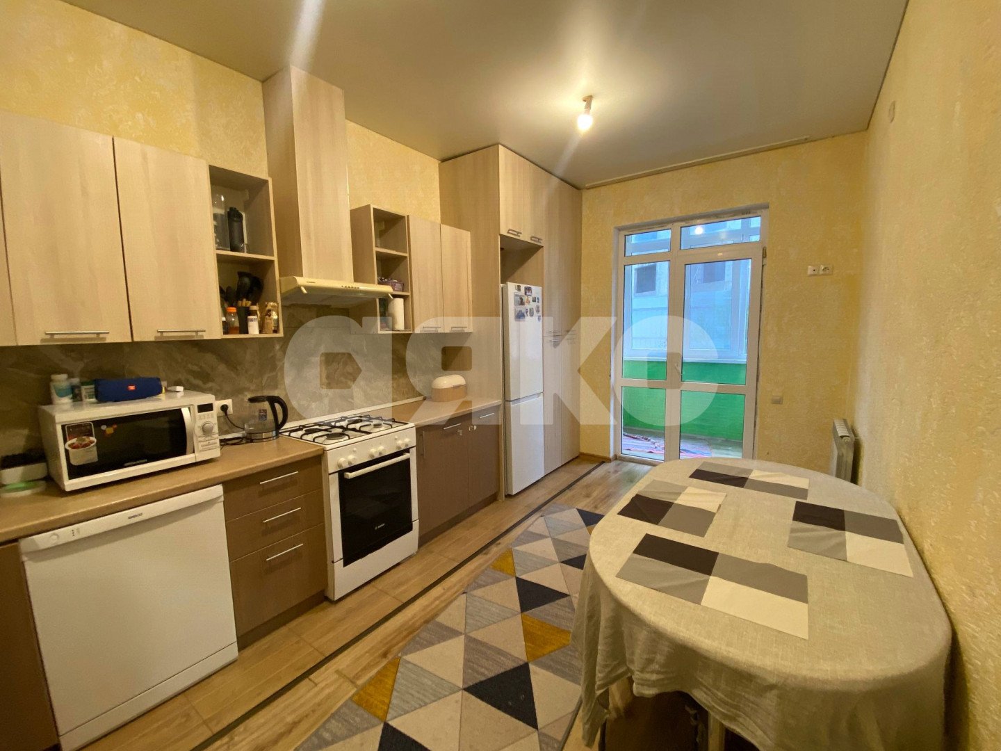 Фото №1: 2-комнатная квартира 49 м² - Геленджик, ул. Савицкого, 11А