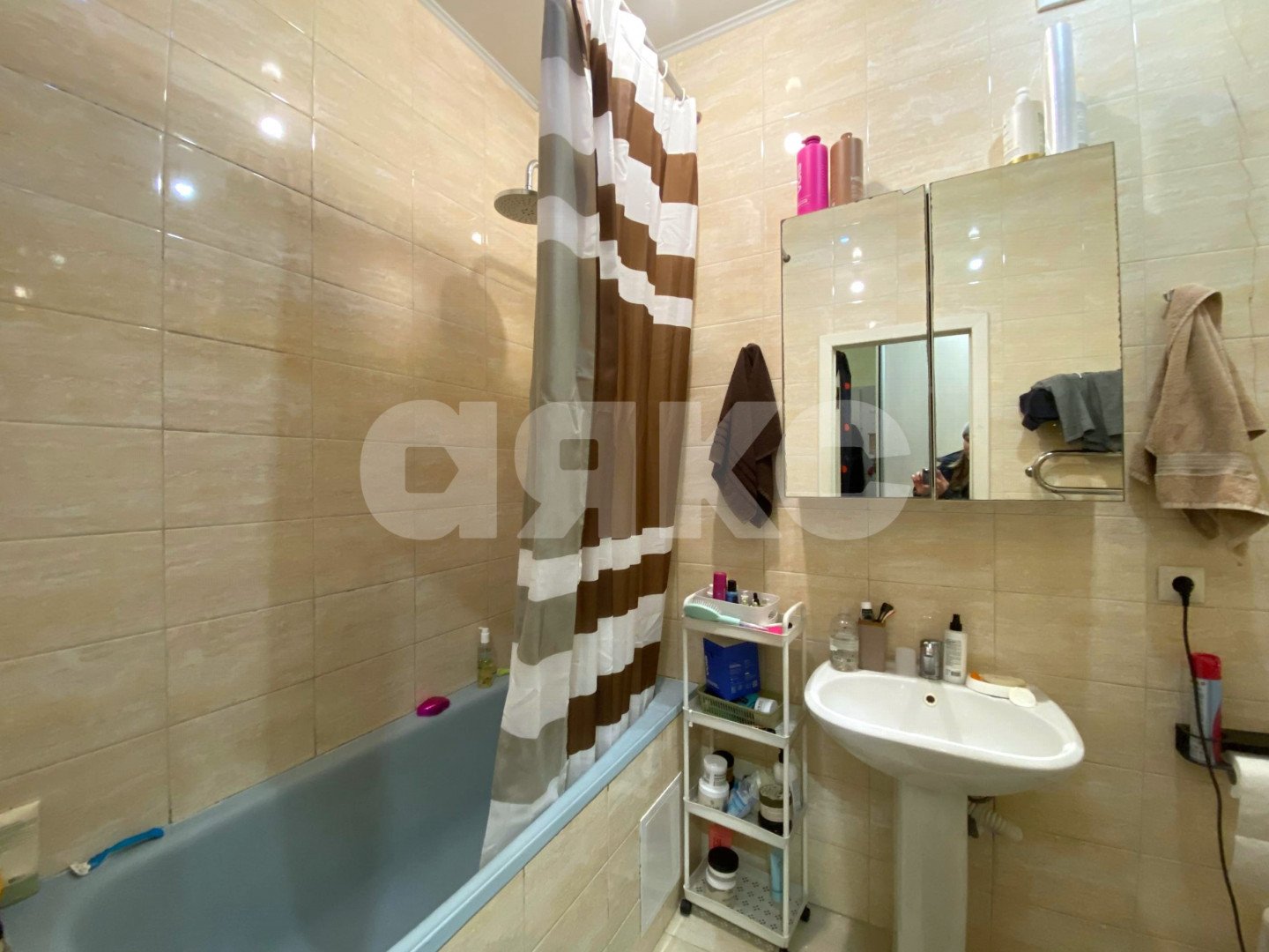 Фото №4: 2-комнатная квартира 49 м² - Геленджик, ул. Савицкого, 11А