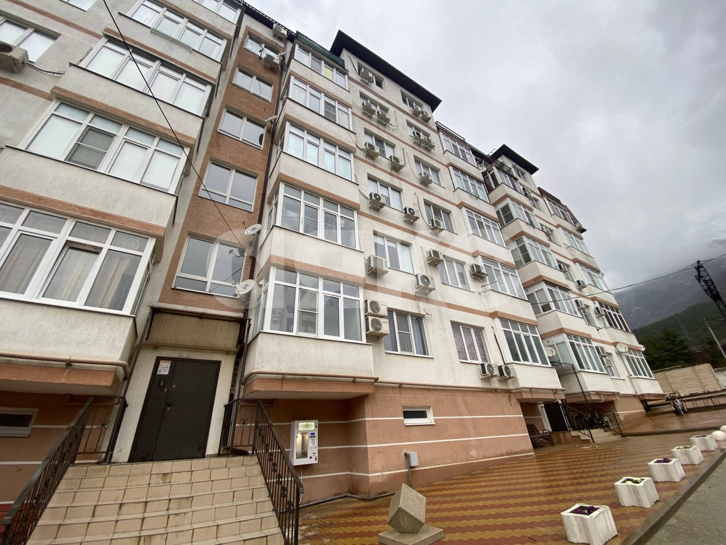 Фото №6: 2-комнатная квартира 49 м² - Геленджик, ул. Савицкого, 11А