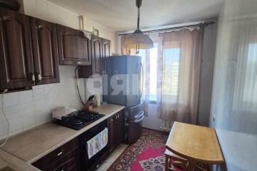 Фото №1: 3-комнатная квартира 63 м² - Мариуполь, р. Центральный, пр-кт Металлургов, 94