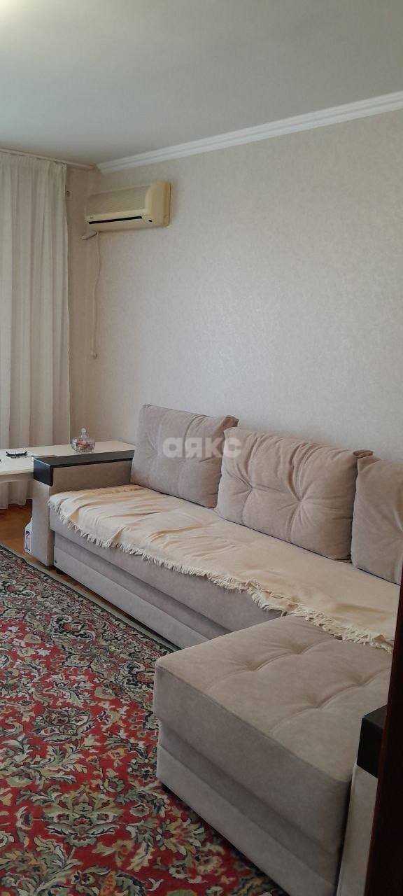 Фото №3: 4-комнатная квартира 81 м² - Мариуполь, Жовтневый, пр-кт Металлургов, 123