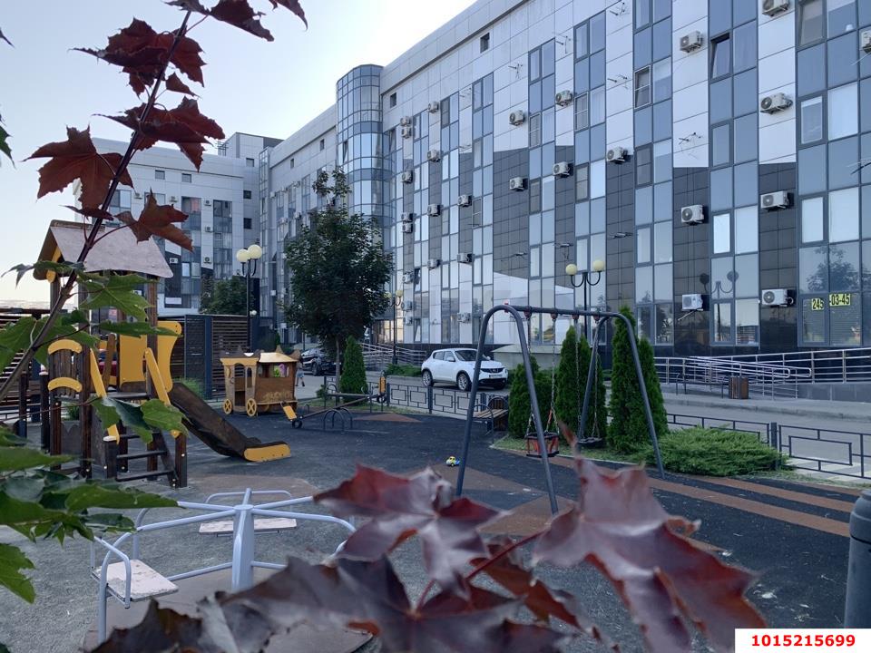 Фото №1: 2-комнатная квартира 67 м² - Краснодар, Пашковский, ул. Леонида Лаврова, 91