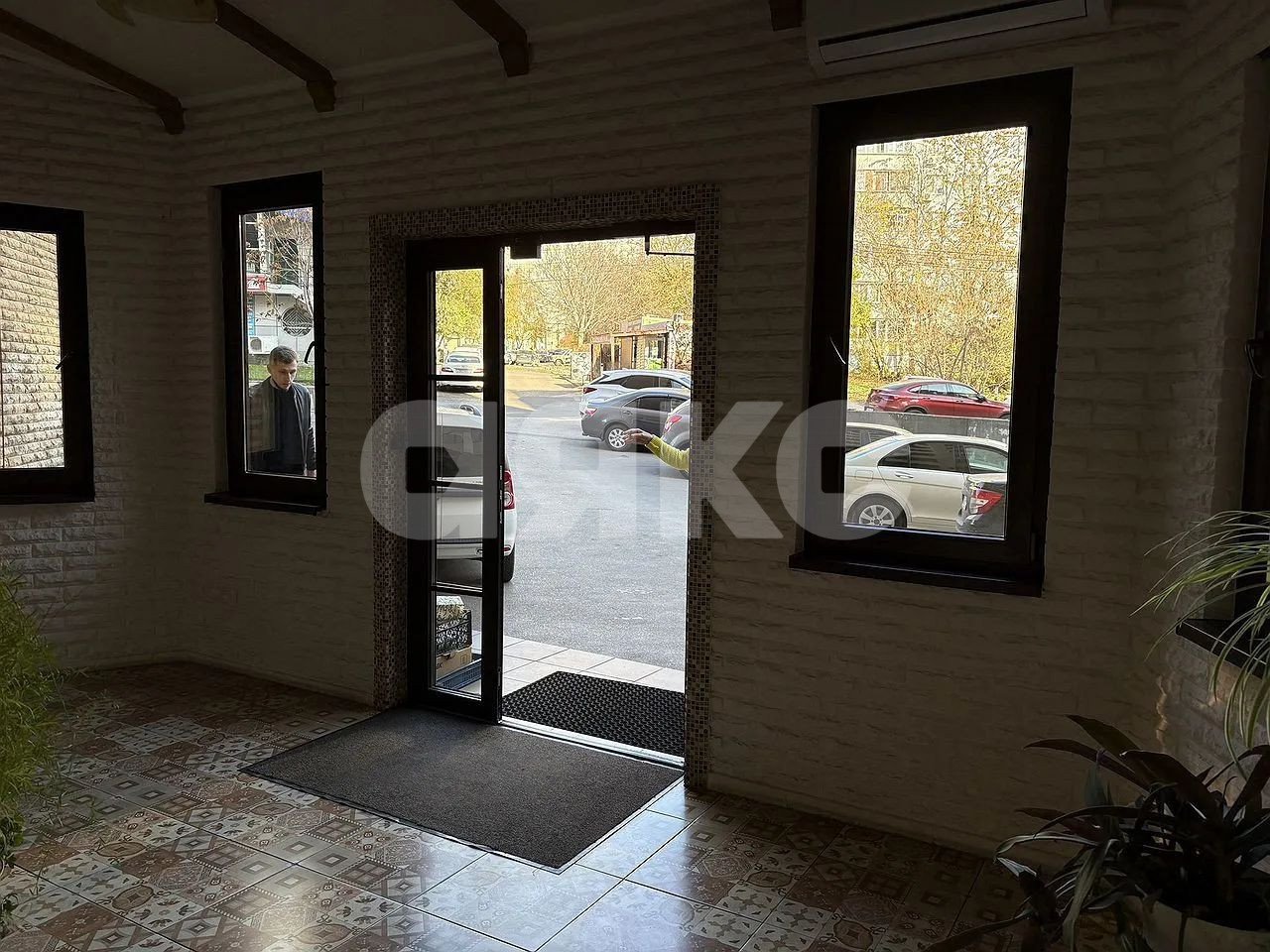 Фото №16: 2-комнатная квартира 52 м² - Ростов-на-Дону, 5-й, пр-кт Королёва, 2/3