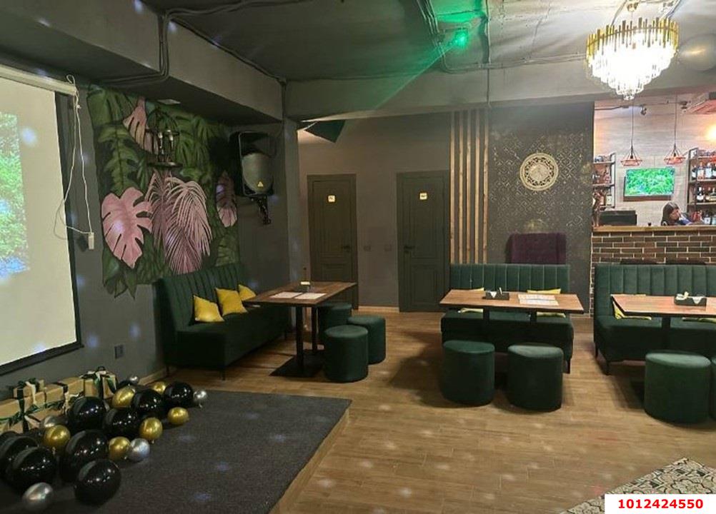 Фото №4: Торговое помещение 170 м² - Краснодар, имени Петра Метальникова, ул. Петра Метальникова, 28