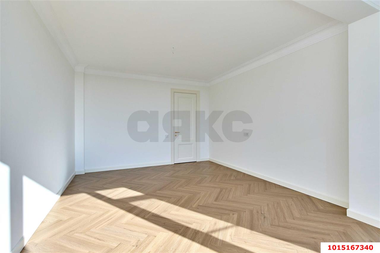 Фото №32: Пентхаус <span class="whitespace-nowrap">300 м²</span>, <span class="whitespace-nowrap">16/17 эт.</span> - Краснодар, Западный внутригородской округ, мкр. Центральный, ул. Кубанская набережная, 31/1