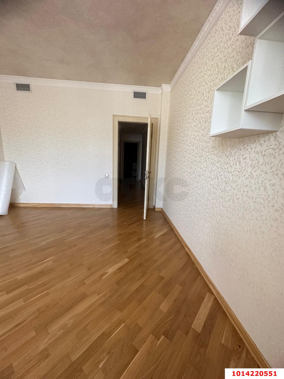 Фото №17: 3-комнатная квартира 140 м² - Краснодар, Западный внутригородской округ, Горгаз, мкр. Центральный, ул. Кубанская набережная, 4