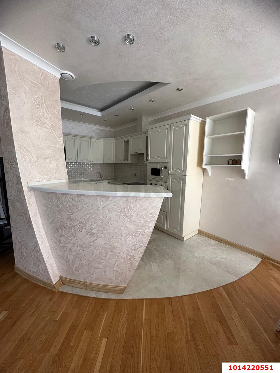 Фото №9: 3-комнатная квартира 140 м² - Краснодар, Западный внутригородской округ, Горгаз, мкр. Центральный, ул. Кубанская набережная, 4