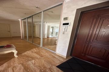 Фото №1: 3-комнатная квартира 140 м² - Краснодар, мкр. Центральный, ул. Кубанская набережная, 4