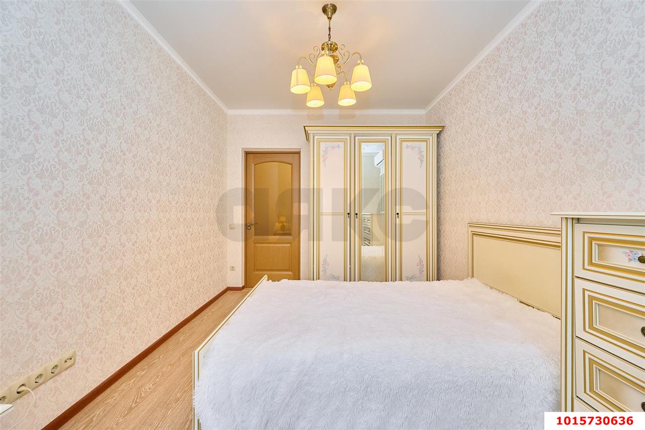 Фото №1: 3-комнатная квартира 102 м² - Краснодар, Прикубанский внутригородской округ, Фестивальный, мкр. Солнечный, ул. Казбекская, 16