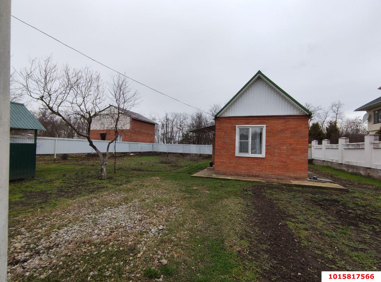 Фото №1: Дом 32 м² + 10 сот. - СНТ Радуга, мкр. Прикубанский внутригородской округ, ул. Берёзовая, 132