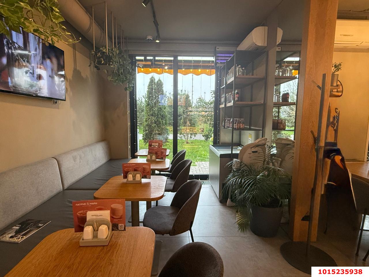 Фото №7: Торговое помещение 53 м² - Краснодар, Светлоград, ул. Красных Партизан, 1/4к2