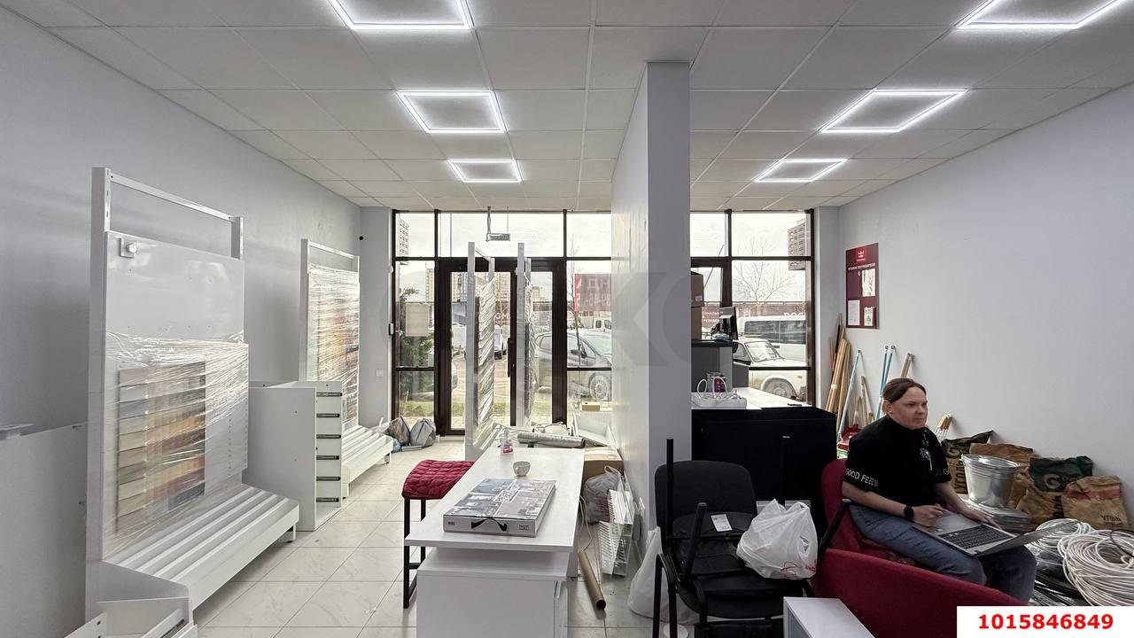 Фото №5: Коммерция 102 м² - Краснодар, Прикубанский внутригородской округ, мкр. жилой комплекс Самолёт-2, ул. Западный Обход, 57к2