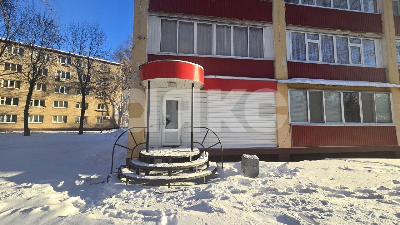 Фото №1: Коммерция 18 м² - Нижнекамск, мкр. квартал Б, пр-кт Строителей, 4