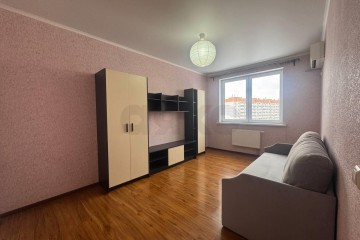 Фото №3: 1-комнатная квартира 40 м² - Краснодар, мкр. ЖК Легенда, ул. имени 40-летия Победы, 143