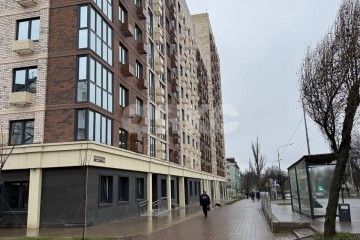 Фото №2: Коммерция 136 м² - Мариуполь, мкр. ЖК Резиденция, пр-кт Строителей, 93