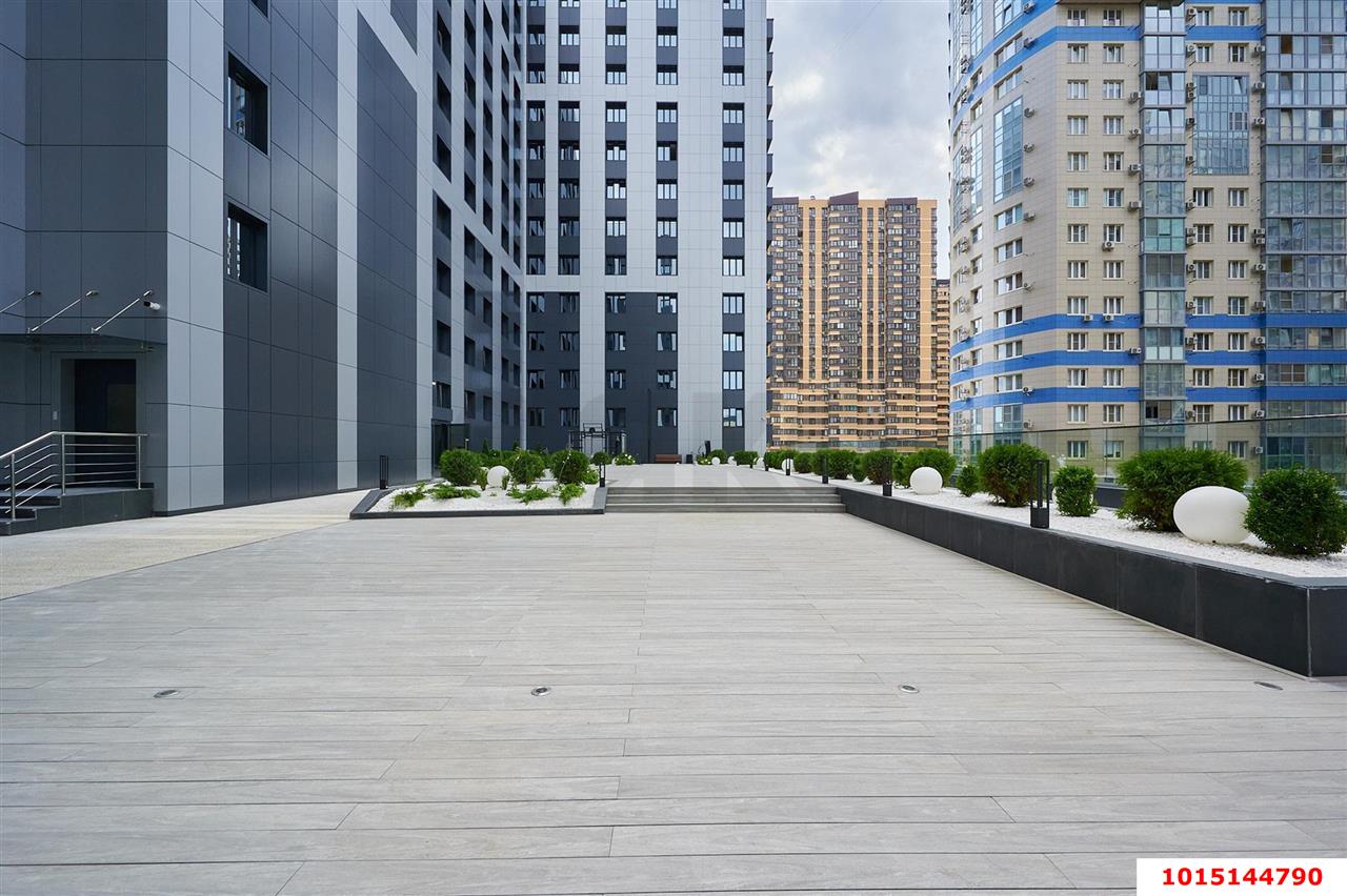 Фото №7: Коммерция 31 м² - Краснодар, Карасунский внутригородской округ, Хлопчато-бумажный Комбинат, мкр. жилой комплекс Гранд Пэлэс, ул. Уральская, 75/6