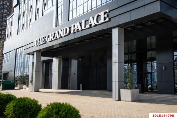 Фото №2: Торговое помещение 32 м² - Краснодар, мкр. жилой комплекс Гранд Пэлэс, ул. Уральская, 75/6