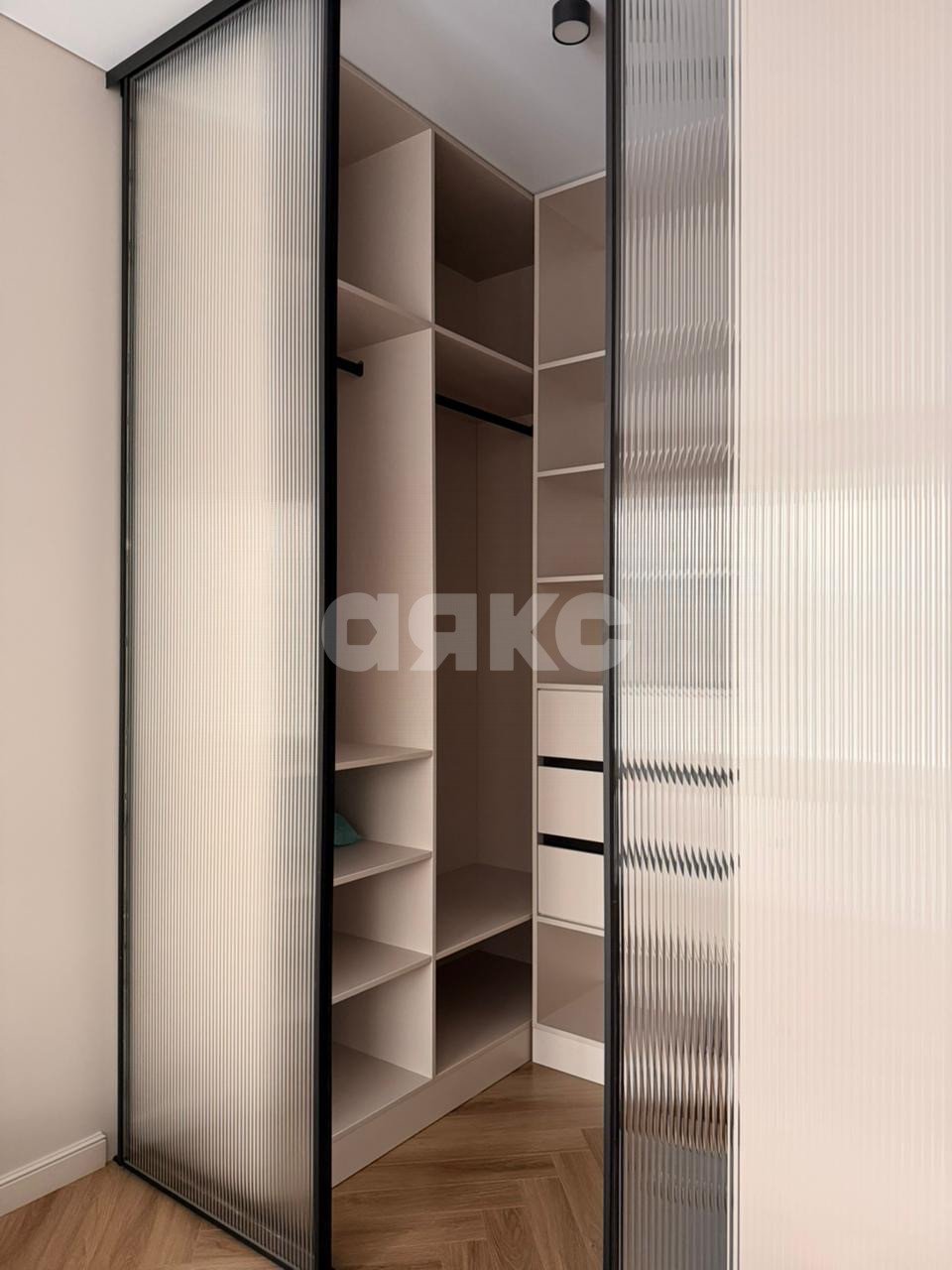 Фото №8: 2-комнатная квартира 45 м² - Ростов-на-Дону, жилой комплекс Соколова 68, пр-кт Соколова, 68/118Вс1