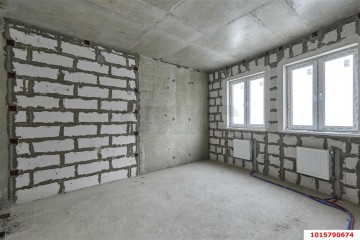 Фото №1: 1-комнатная квартира 52 м² - Краснодар, мкр. жилой комплекс Кино, ул. Уральская, 100/5