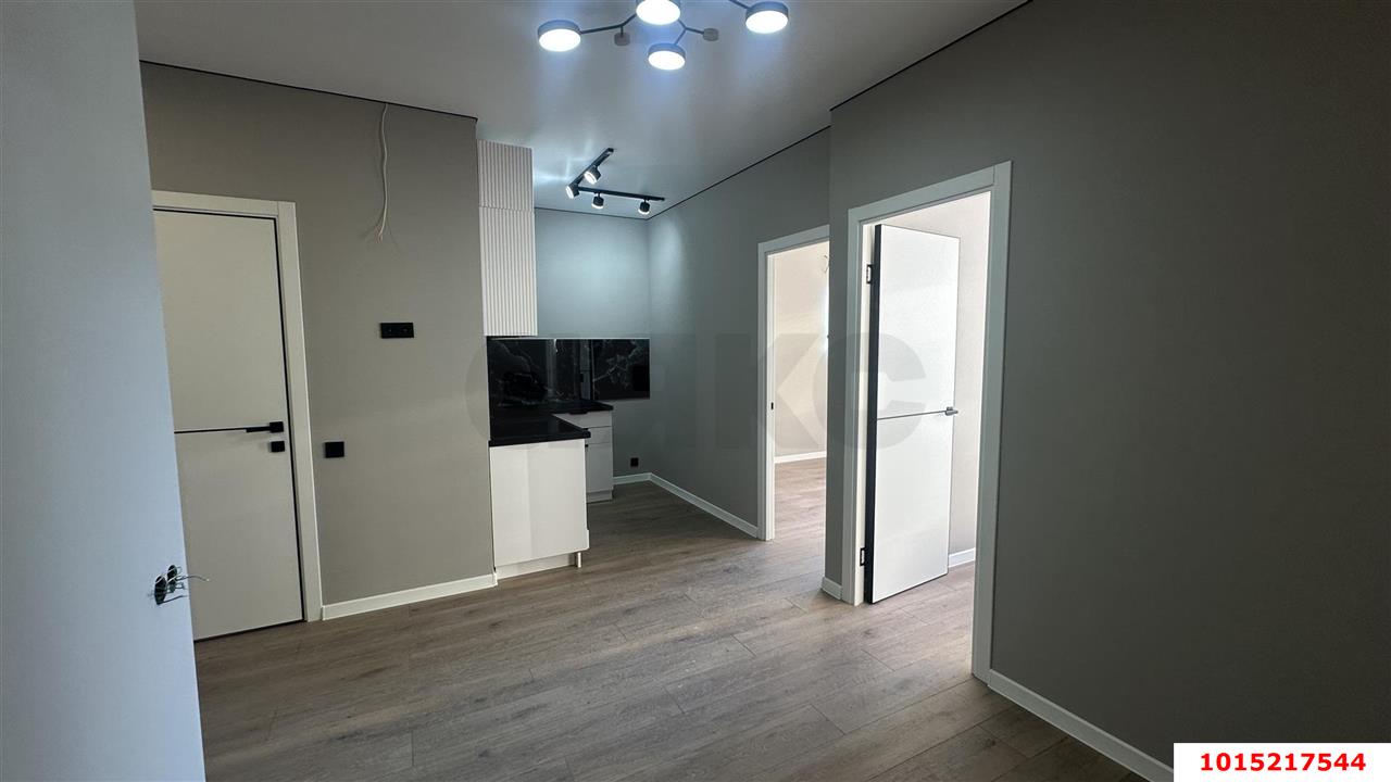 Фото №1: 2-комнатная квартира 37 м² - Краснодар, имени Петра Метальникова, ул. Петра Метальникова, 38