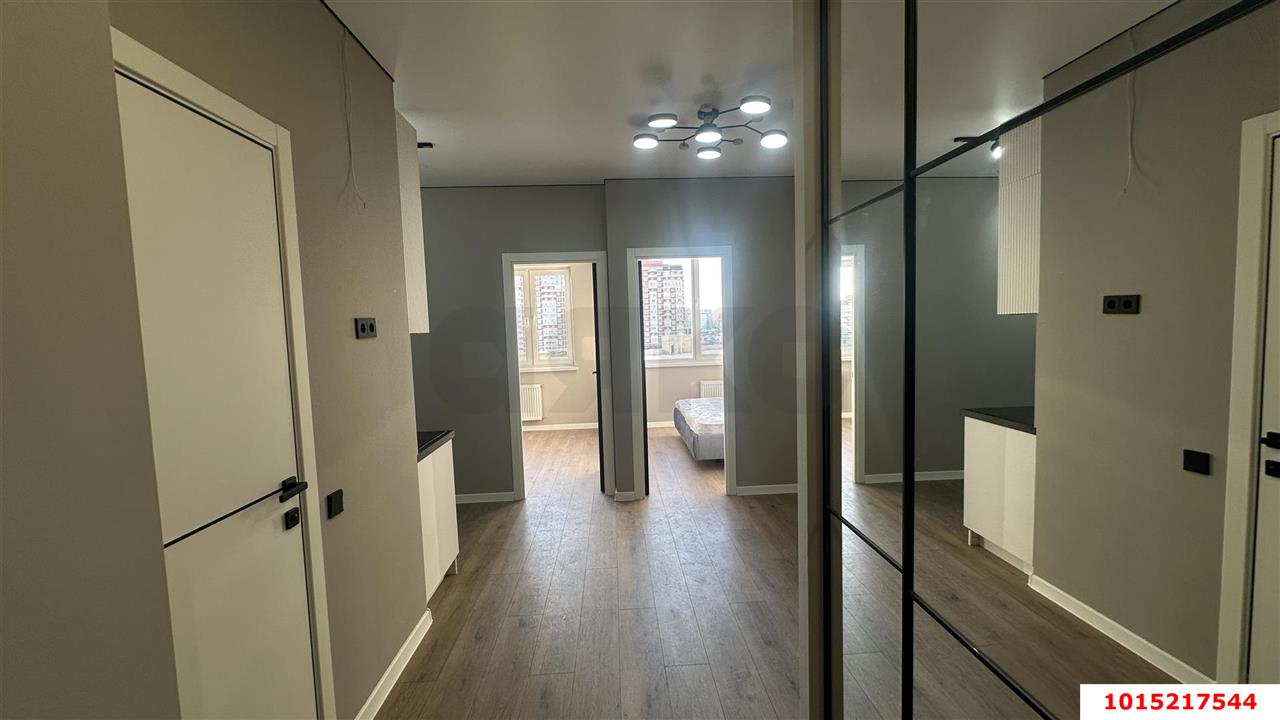 Фото №3: 2-комнатная квартира 37 м² - Краснодар, Прикубанский внутригородской округ, ЖК Лучший, мкр. имени Петра Метальникова, ул. Петра Метальникова, 38