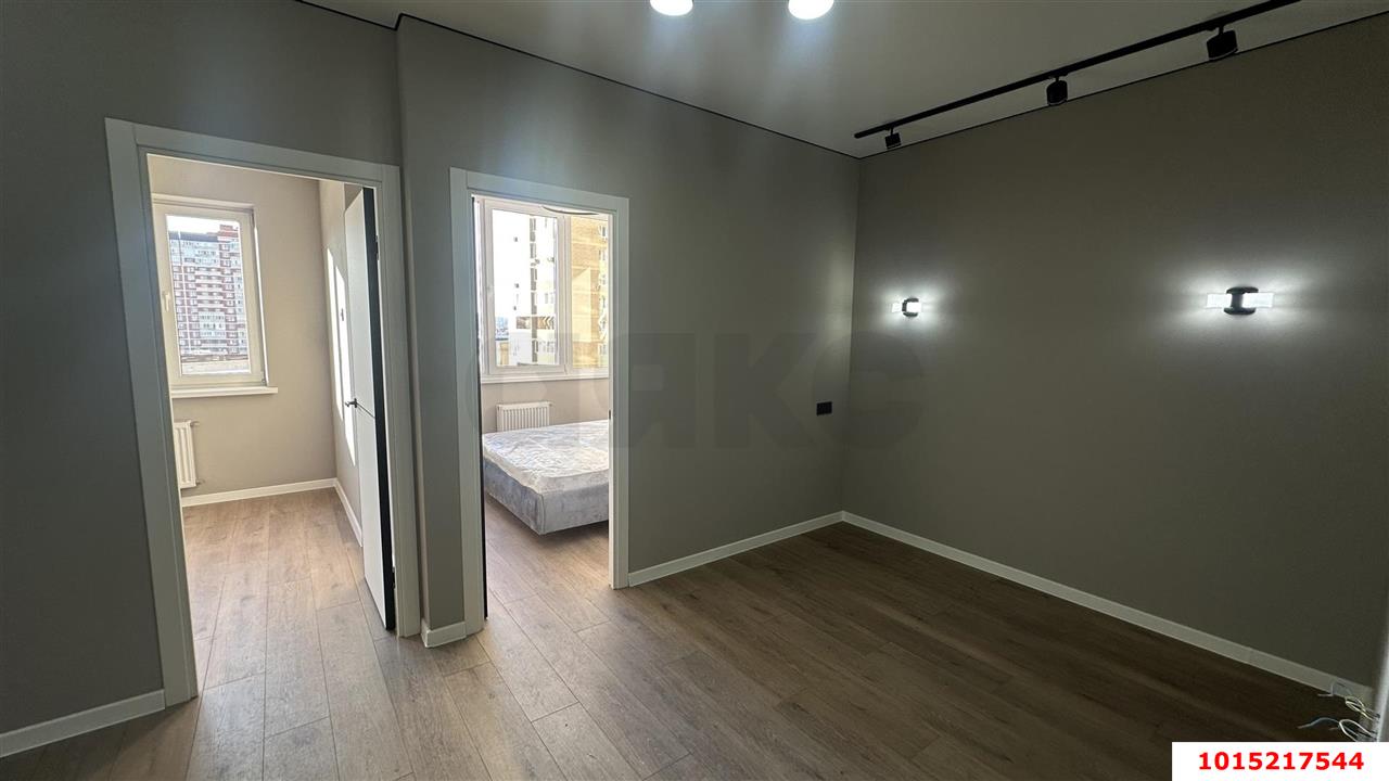 Фото №2: 2-комнатная квартира 37 м² - Краснодар, Прикубанский внутригородской округ, ЖК Лучший, мкр. имени Петра Метальникова, ул. Петра Метальникова, 38