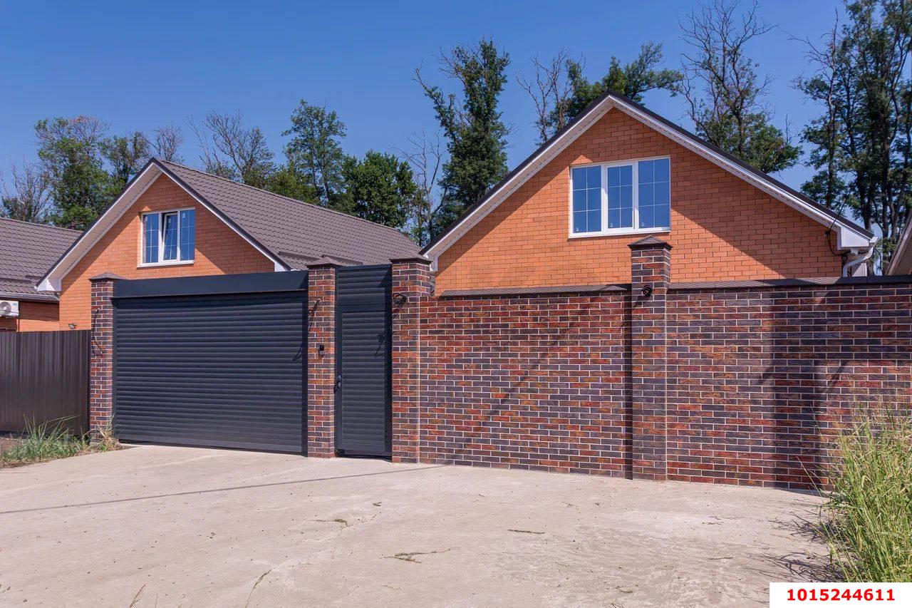 Фото №1: Дом 138 м² + 3.74 сот. - Южный, ул. Платановая, 153