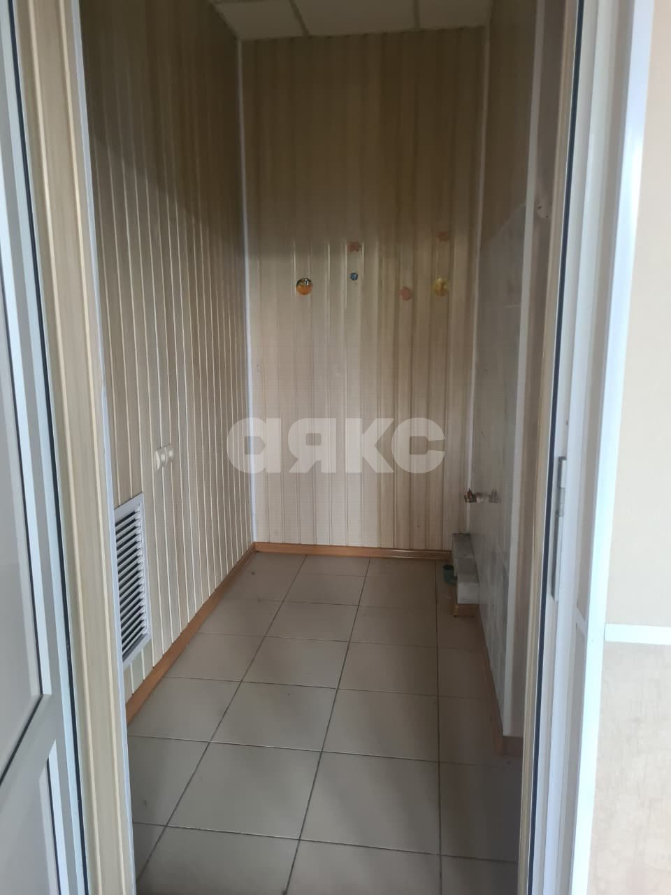 Фото №7: Коммерция 20 м² - Ростов-на-Дону, Мирный, ул. Казахская, 141/1