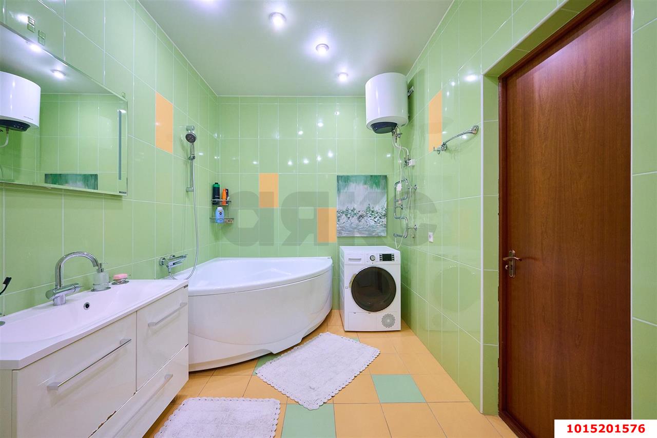 Фото №14: 3-комнатная квартира 119 м² - Краснодар, мкр. Западный внутригородской округ, ул. Шоссе Нефтяников, 5/1