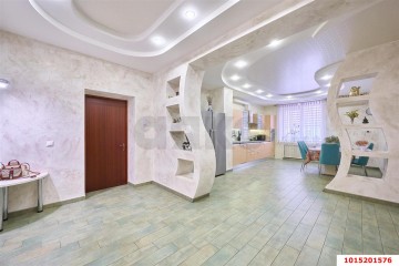 Фото №3: 3-комнатная квартира 119 м² - Краснодар, мкр. Западный внутригородской округ, ул. Шоссе Нефтяников, 5/1