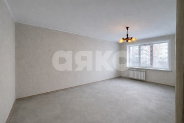 Фото №1: 3-комнатная квартира 62 м² - Мариуполь, р. Ильичёвский, ул. Курчатова, 37